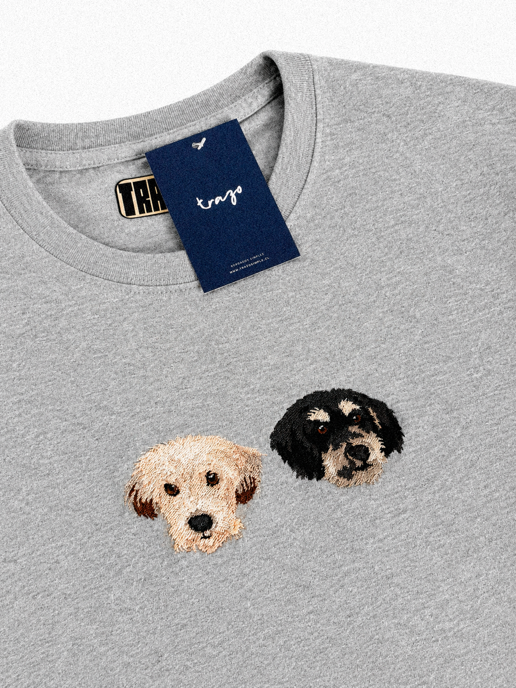 POLERA UNISEX PERSONALIZADA | 2 BORDADOS