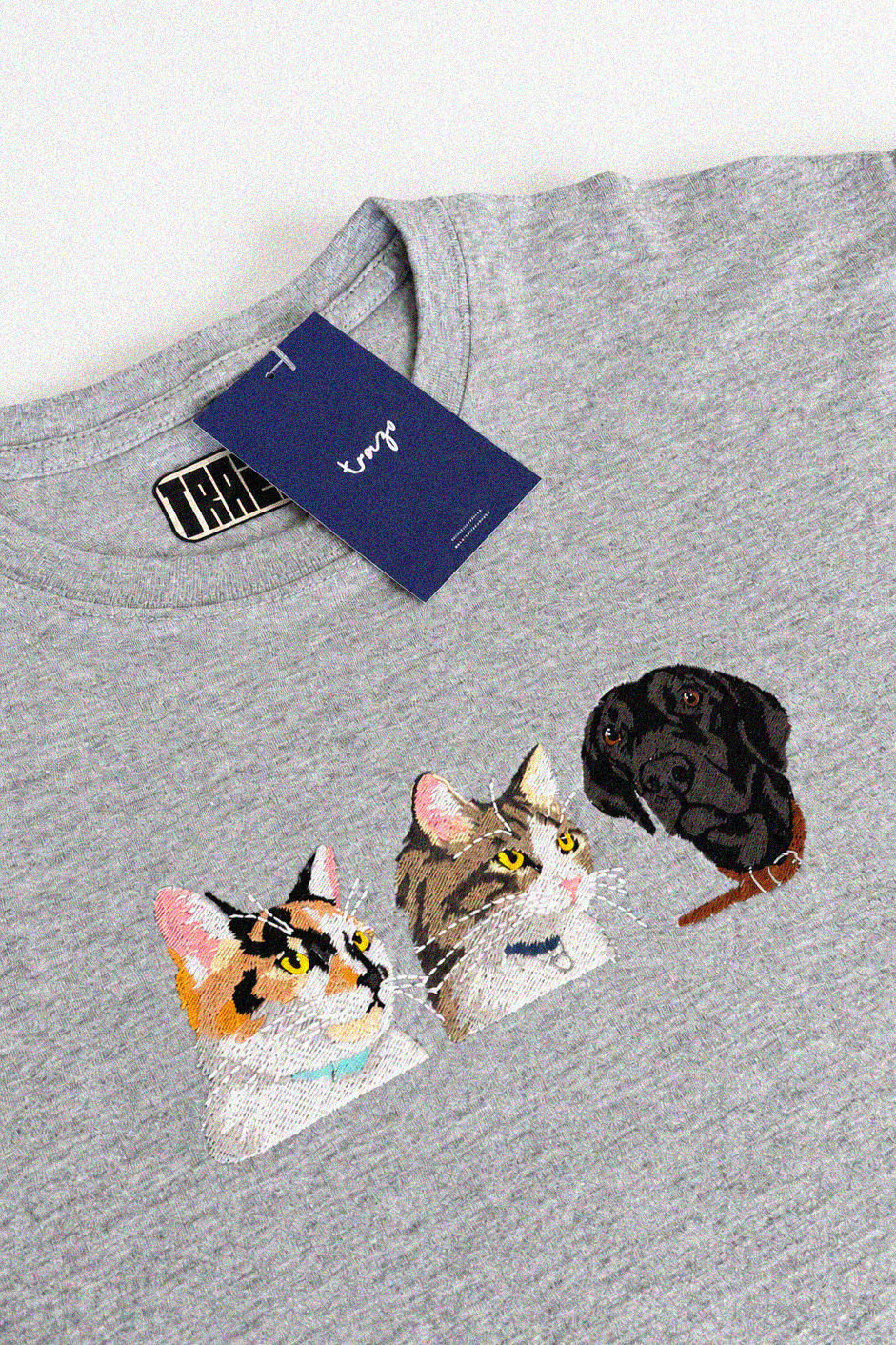 POLERA UNISEX PERSONALIZADA | 3 BORDADOS