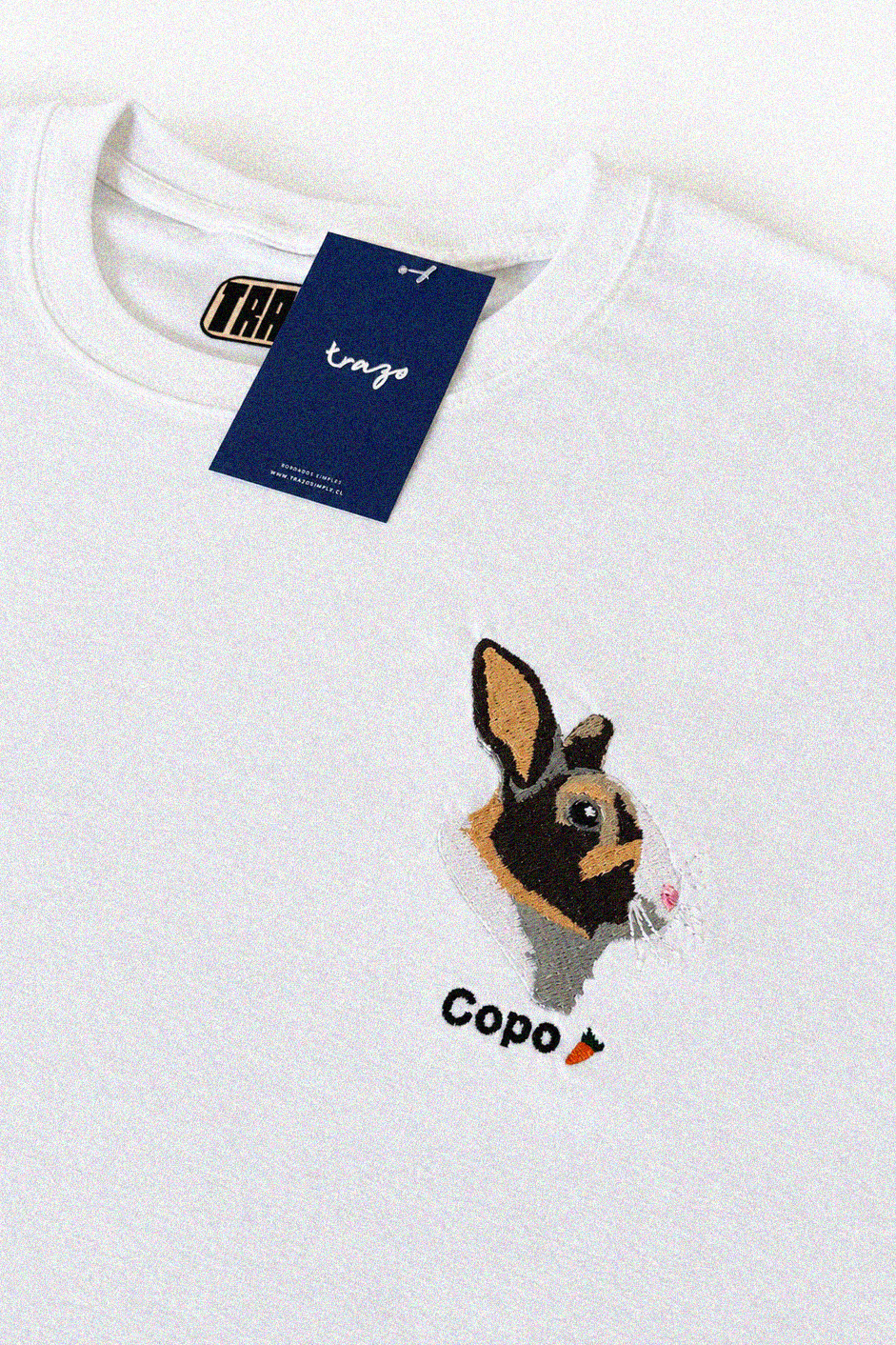 POLERA UNISEX PERSONALIZADA | 1 BORDADO